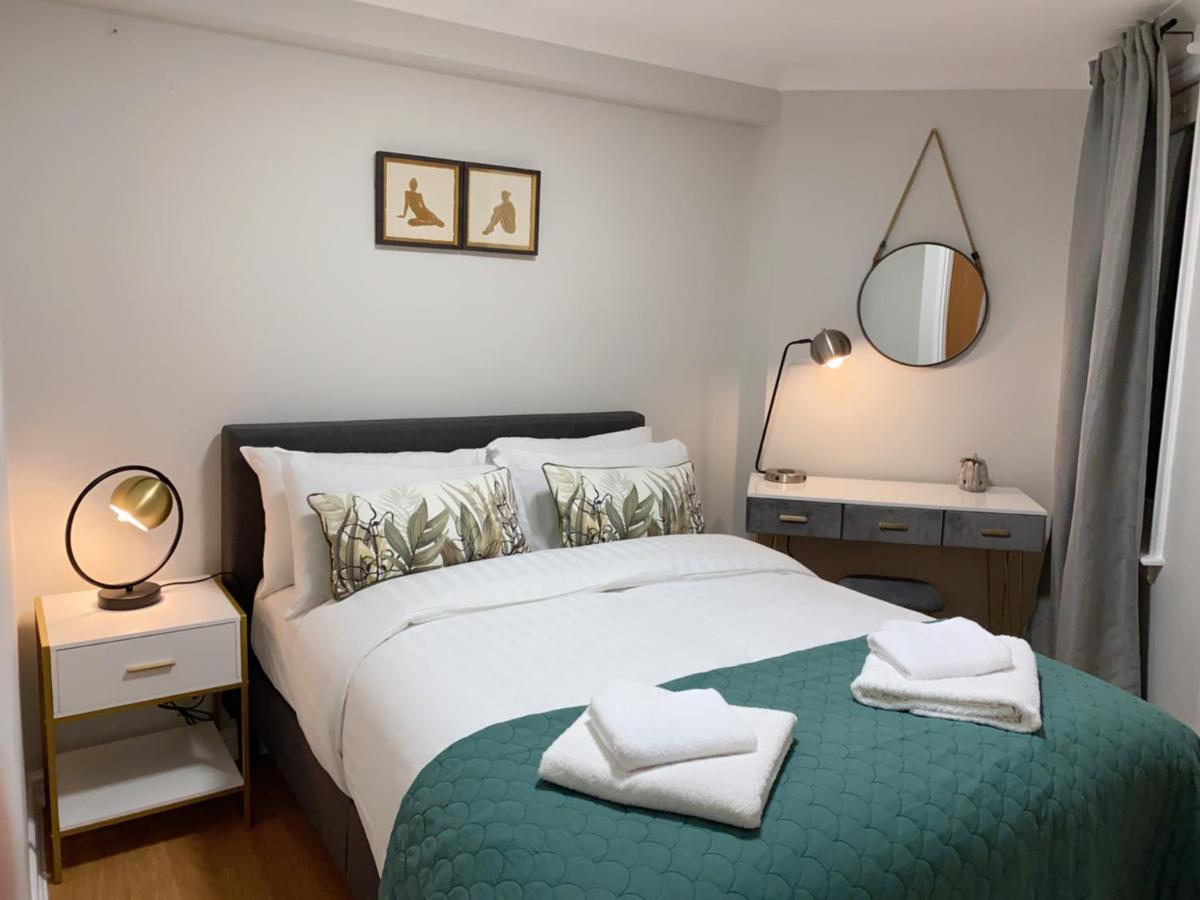 Private Main Door Lovely 2 Bedroom Apartment EDI Exterior photo